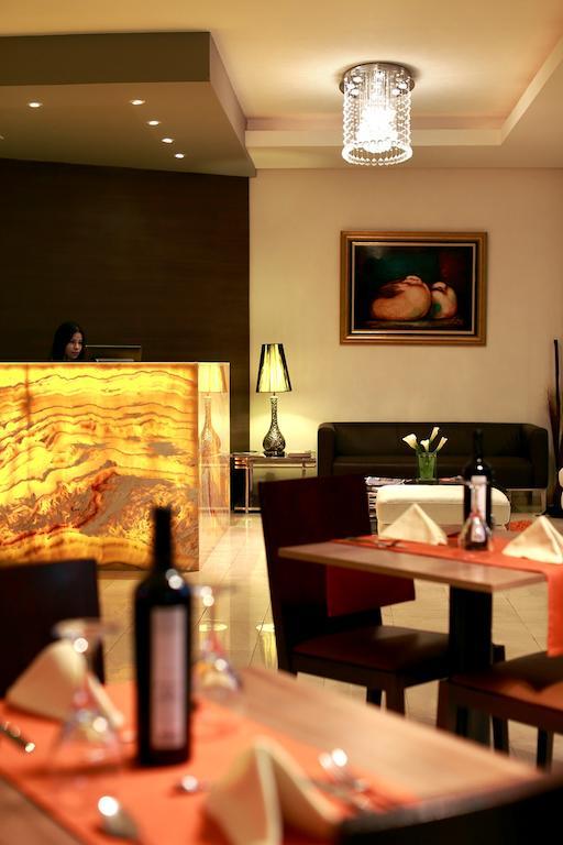 Hotel Suites Ambassador Panamá Exteriér fotografie